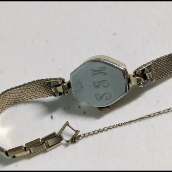 Benrus RARE Vintage 60s 14K Gold 20 Micron Plating Women's Watch - Working Watches